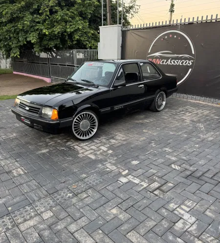 Danclassicos - Chevette dl 1992 preto cadillac