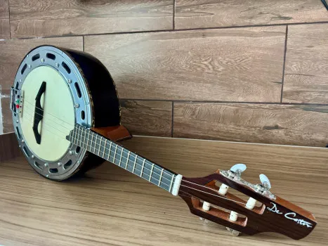 Ação 544=cavaco, banjo ou kit, o ganhador escolhe