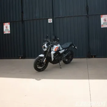 Rodrigo custom - Zontes gk350 2025 zero km ou 18k no pix