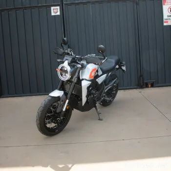 Zontes gk350 2025 zero km ou 18k no pix