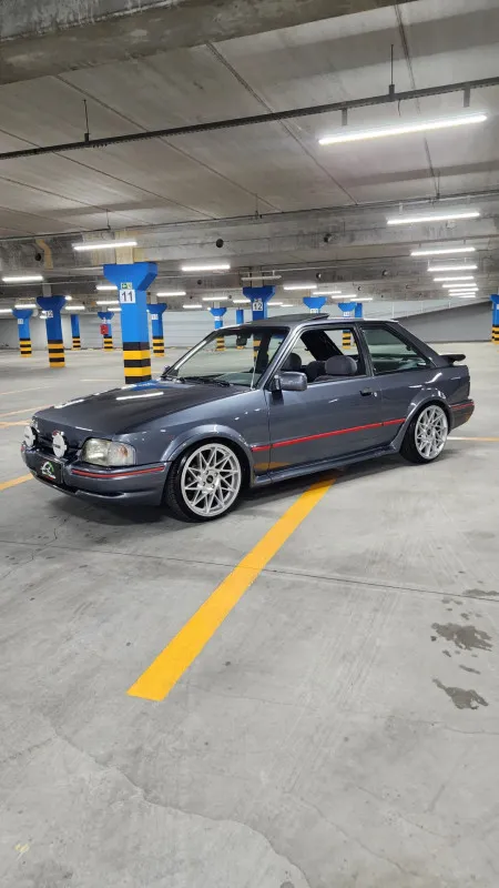 Escort xr3 1990 cinza bristol