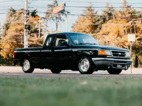 Ação 26 pickup low garage ranger stx 97