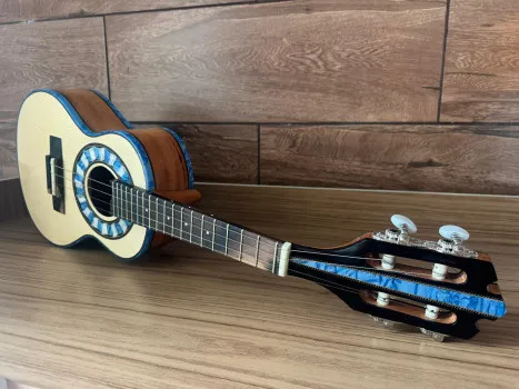 Ação 530 = cavaco ou banjo, o ganhador escolhe