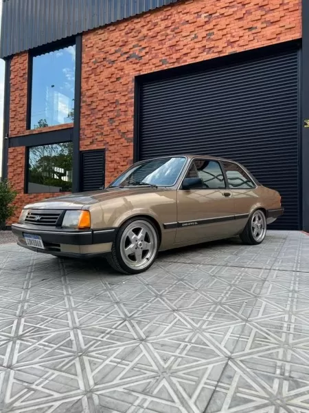 Chevette 90 com rodas 17 frete gr?tis (brasil)