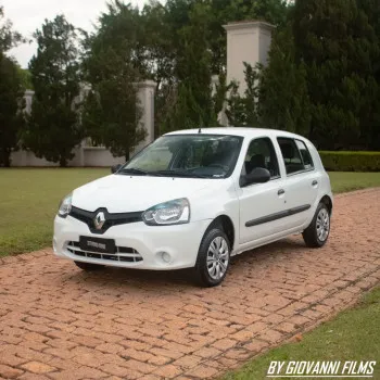 STUDIO RODRIGO CUSTOM - Renault clio 1.0 completo ou 18k no pix