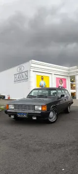 OLD CARS - 87° edição: caravan 6c placa preta