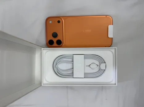 CBA Low Garage - Iphone 17 pro max 512gb ou 8000 no pix