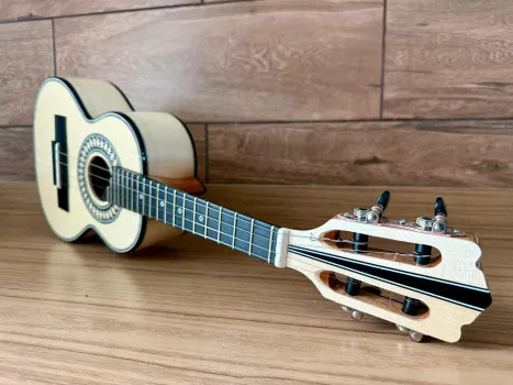 Ação 597=banjo, cavaco, violão ou kit cava & banjo