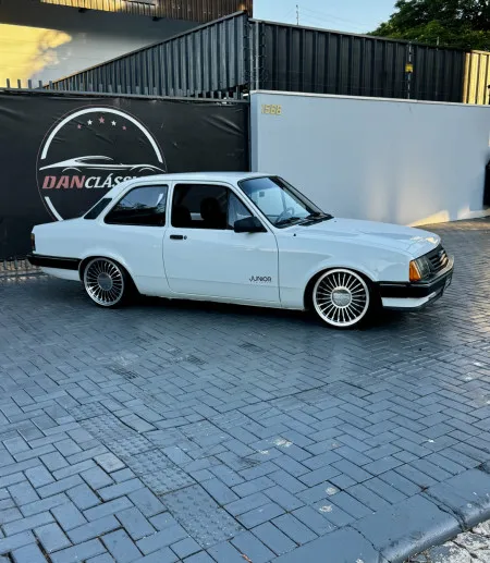 Danclassicos - Chevette júnior 1993 placa preta