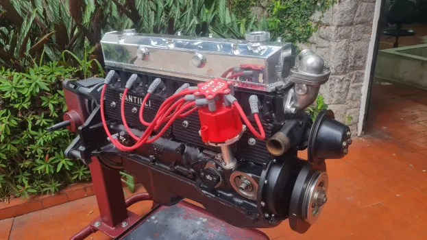 Motor 6 cilindros old stock 320 hp